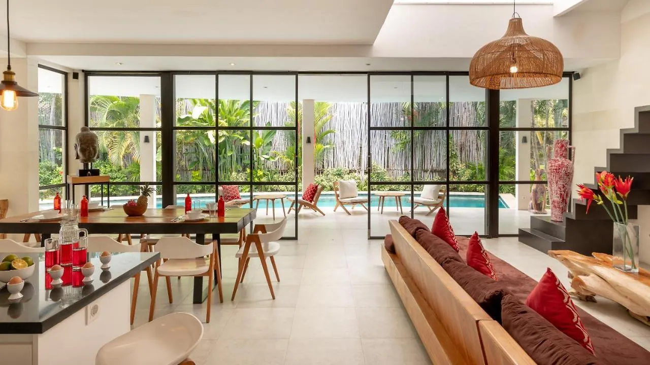 Seminyak White Design Villa