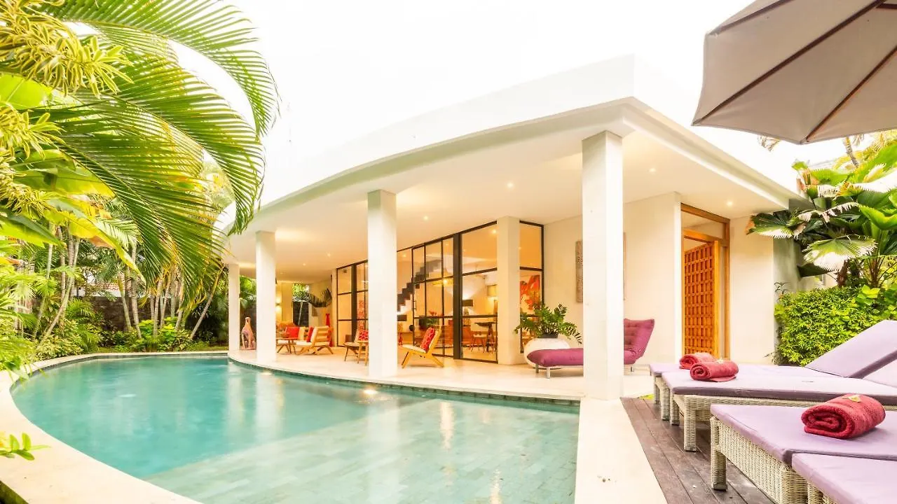 Seminyak White Design Villa Индонезия
