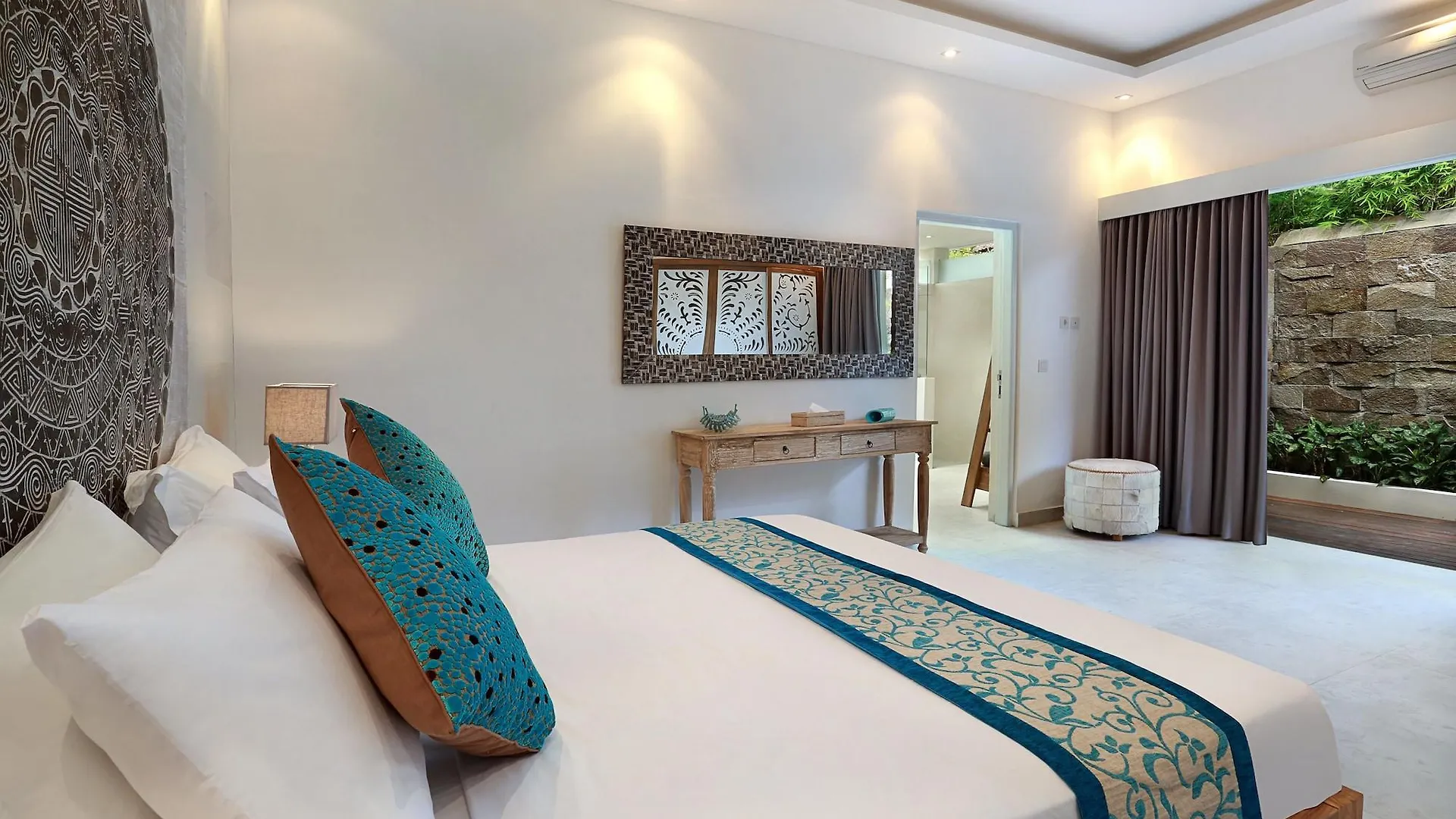 Seminyak White Design Villa  Seminyak (Bali)