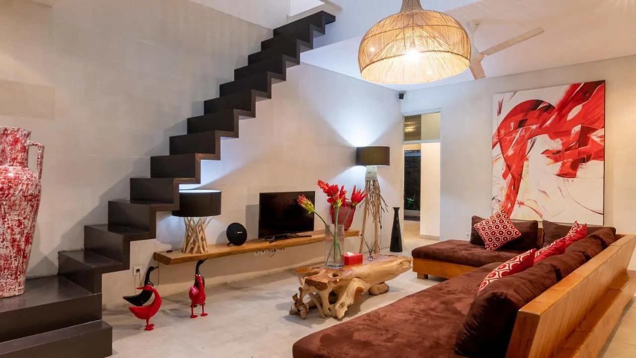 Seminyak White Design Villa